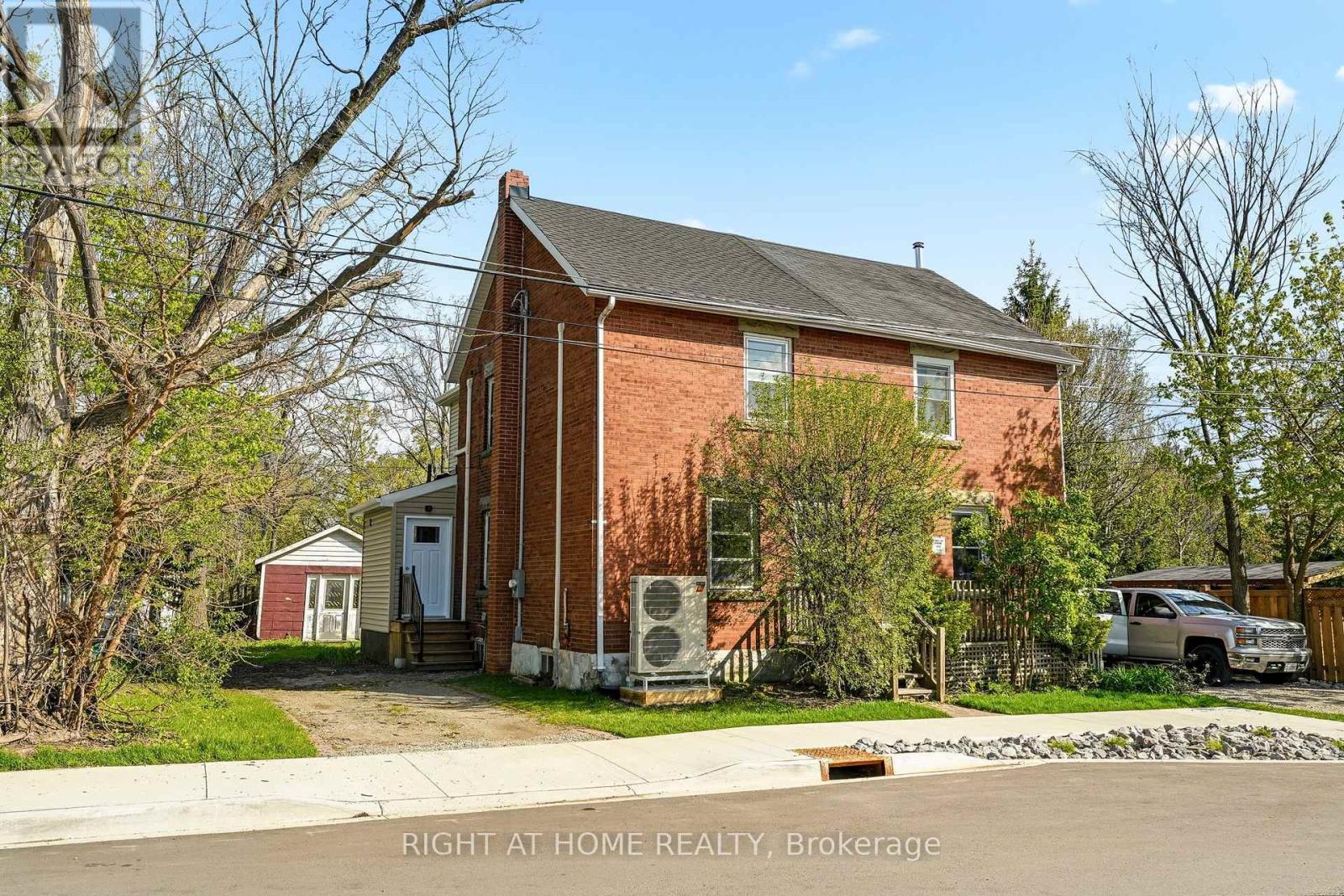 Semi-Detached/Link at 204 JASPER STREET, Milton (OM Old Milton)