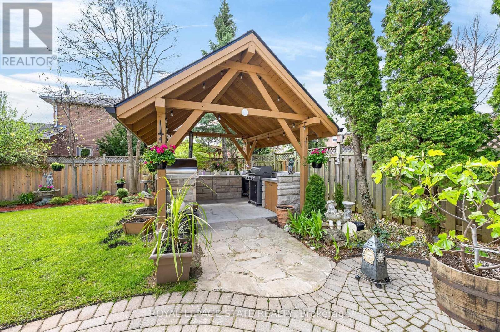 Detached at 3086 SWANSEA DRIVE, Oakville
