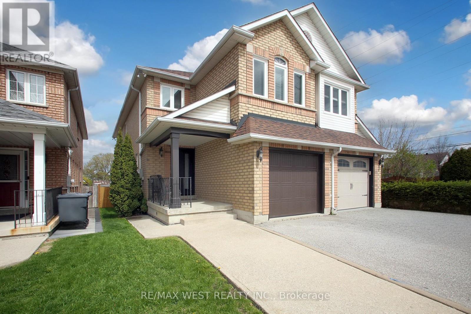 Semi-Detached/Link at 115 GRAPEVINE ROAD, Caledon (Bolton West)