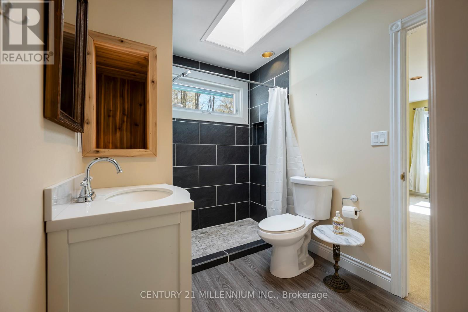 Detached at 19211 MOUNTAINVIEW ROAD, Caledon