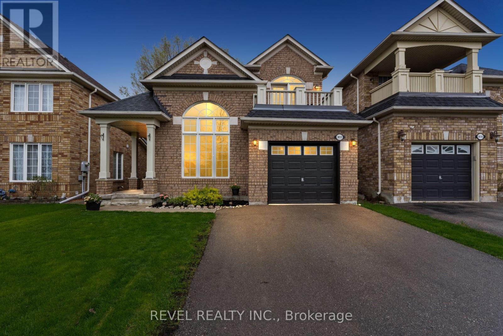 Detached at 3832 BAYCROFT DRIVE, Mississauga (Lisgar)