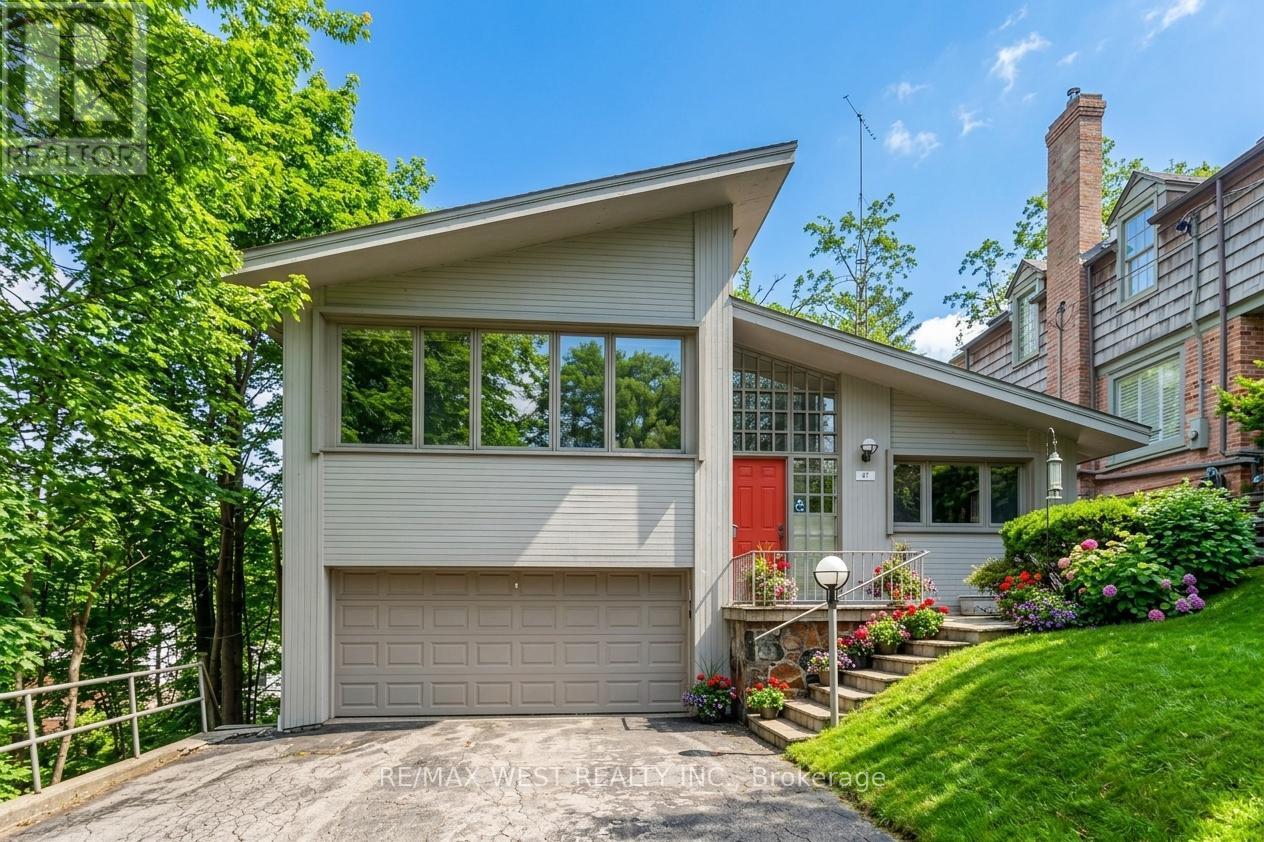 Detached at 47 SAINT GEORGES ROAD, Toronto (Edenbridge-Humber Valley)