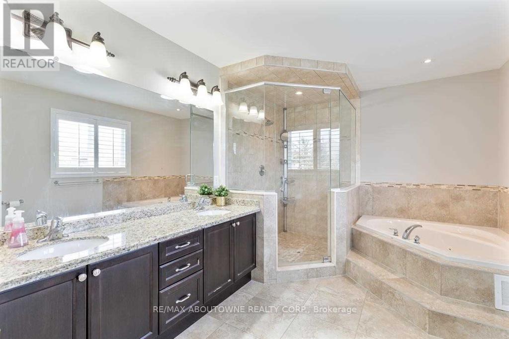 Detached at 2500 MILLSTONE DRIVE, Oakville