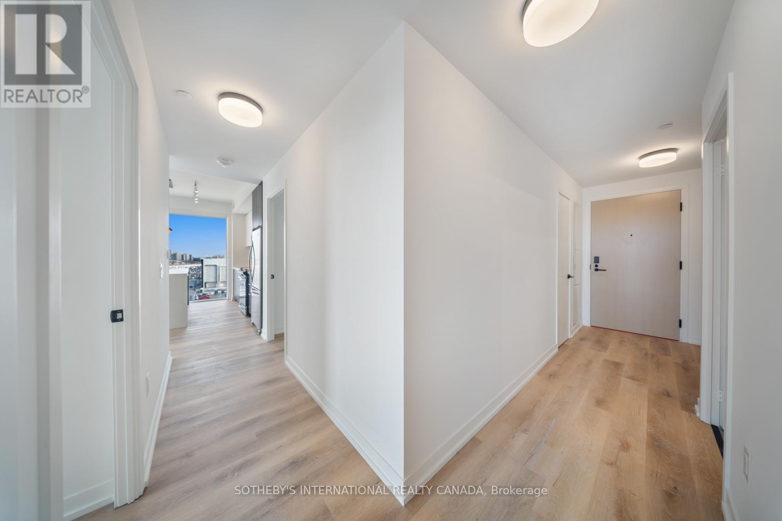 Apartment at 502 - 5 YORK GARDEN WAY, Toronto
