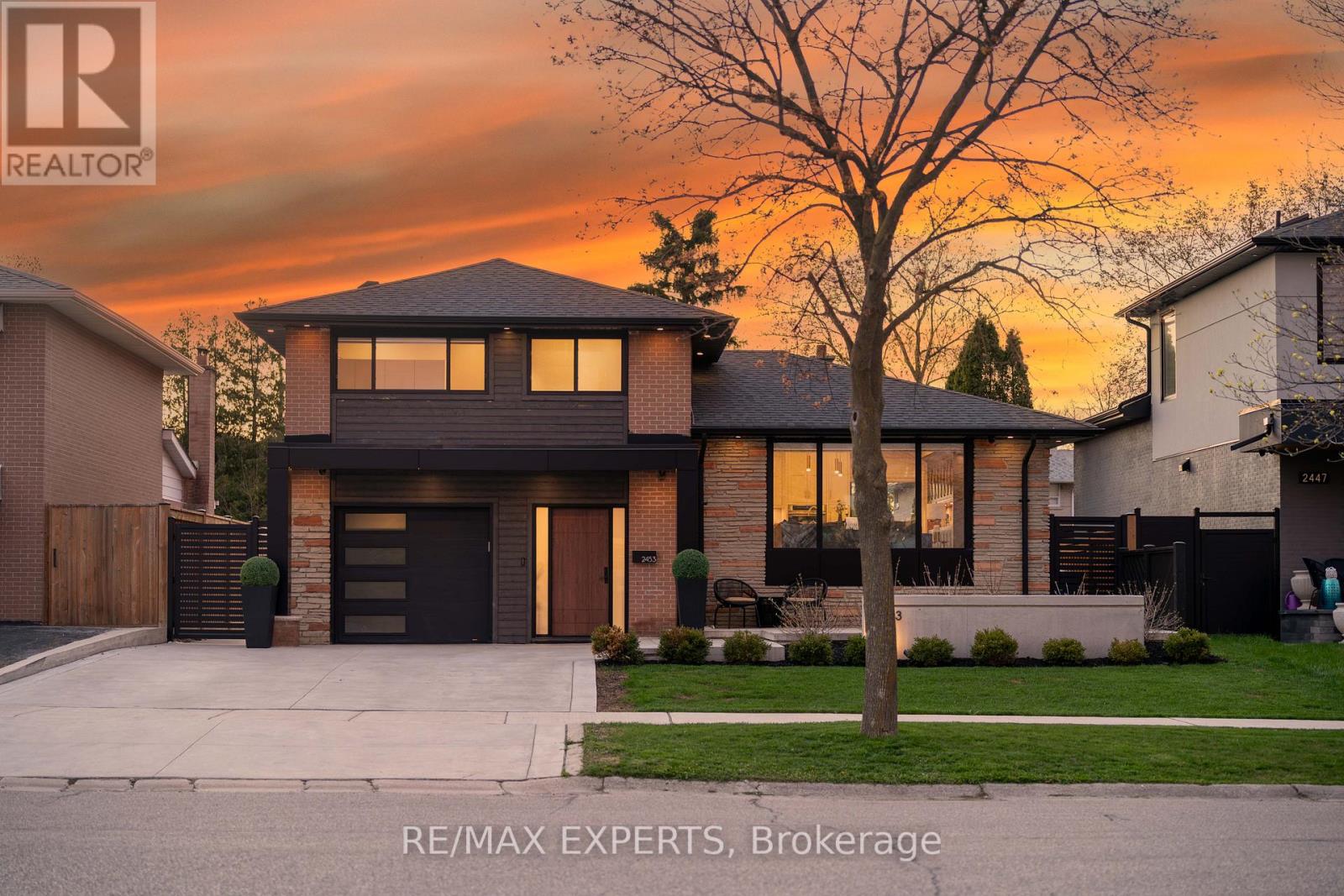 Detached at 2453 BONNER ROAD, Mississauga (Clarkson)