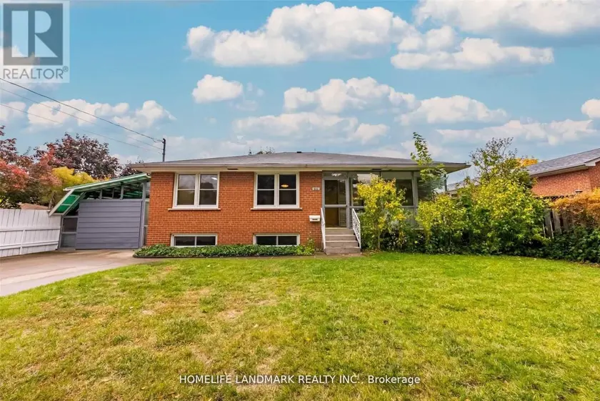 Detached at 860 FRANCIS ROAD, Burlington