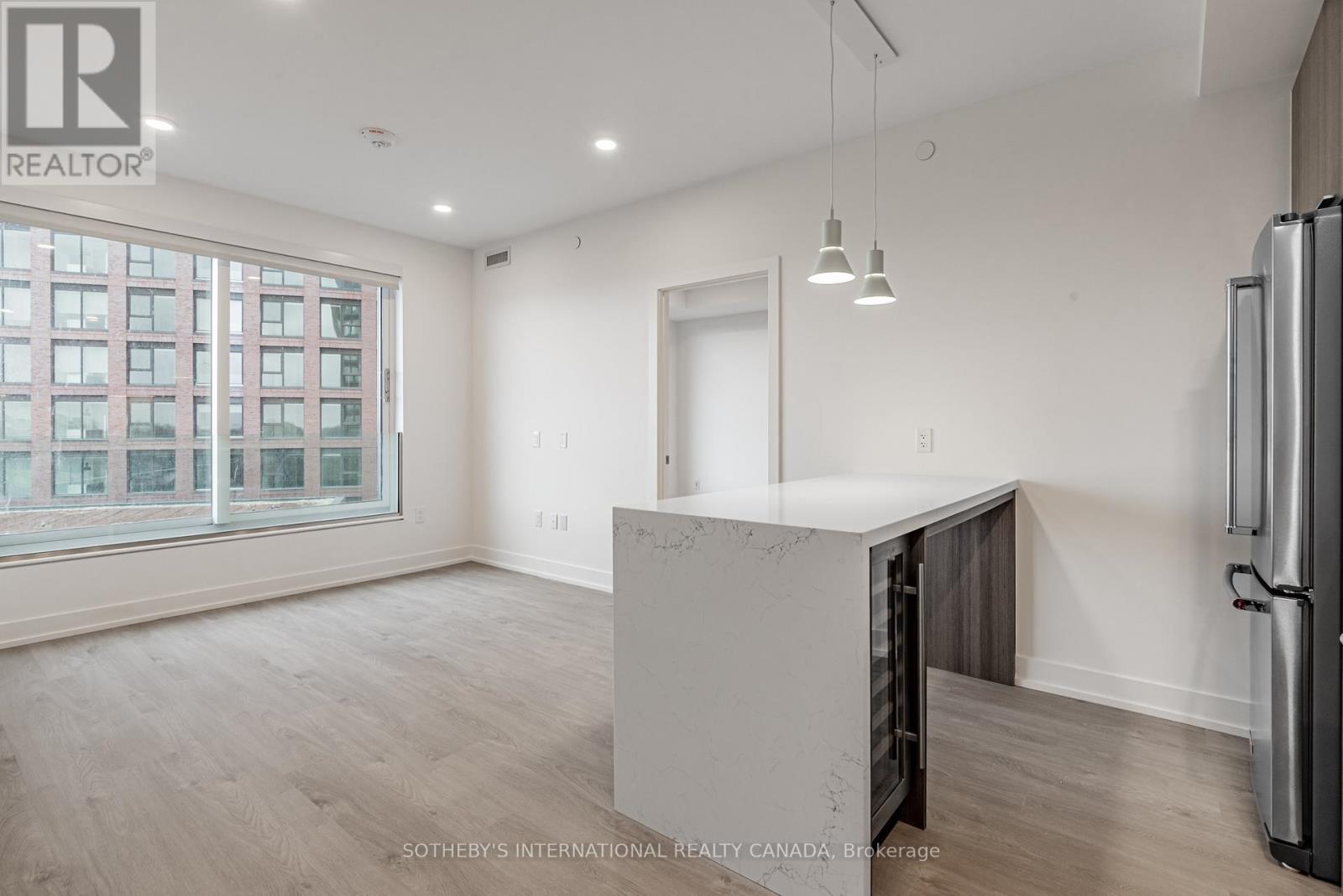 Apartment at 1001 - 31 YORK GARDEN WAY, Toronto (Yorkdale-Glen Park)