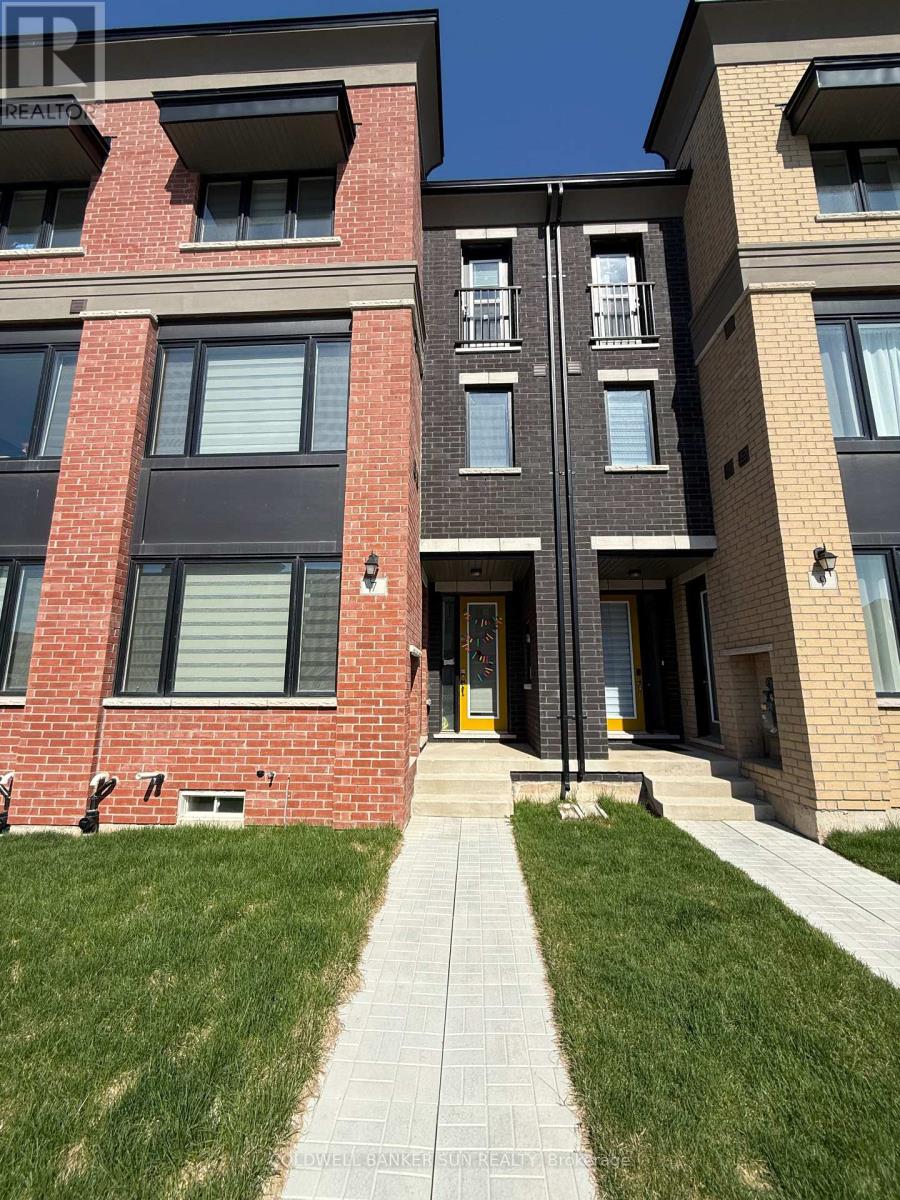 Townhouse at 7 MARVIN AVENUE, Oakville (GO Glenorchy)