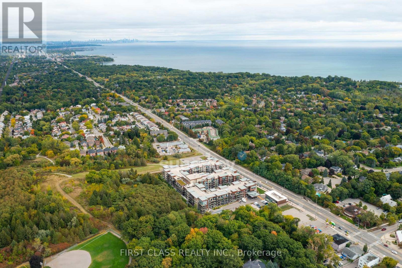 Apartment at 159 - 1575 LAKESHORE ROAD W, Mississauga (Clarkson)