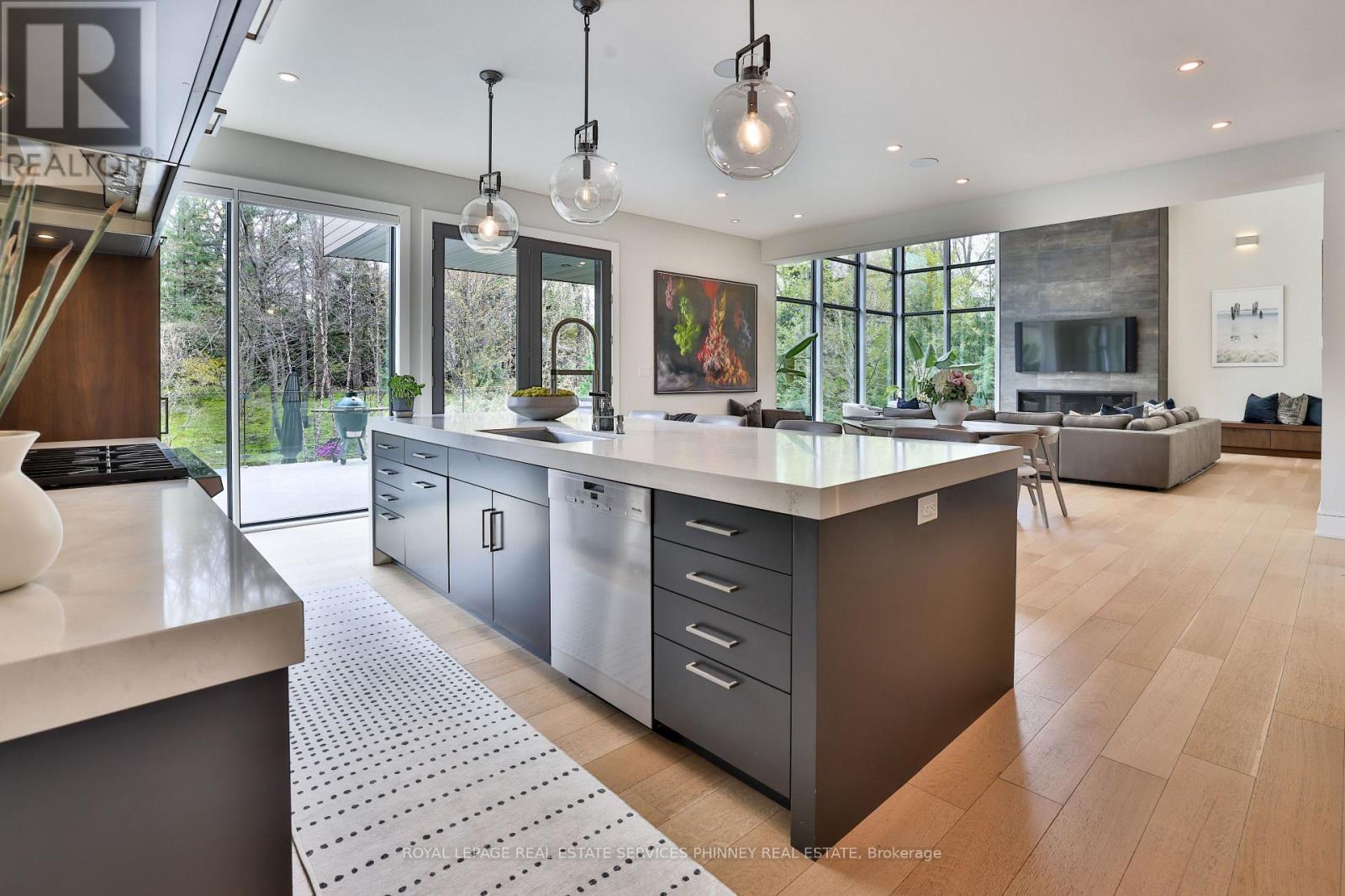 Detached at 1102 CRESTVIEW STREET, Oakville