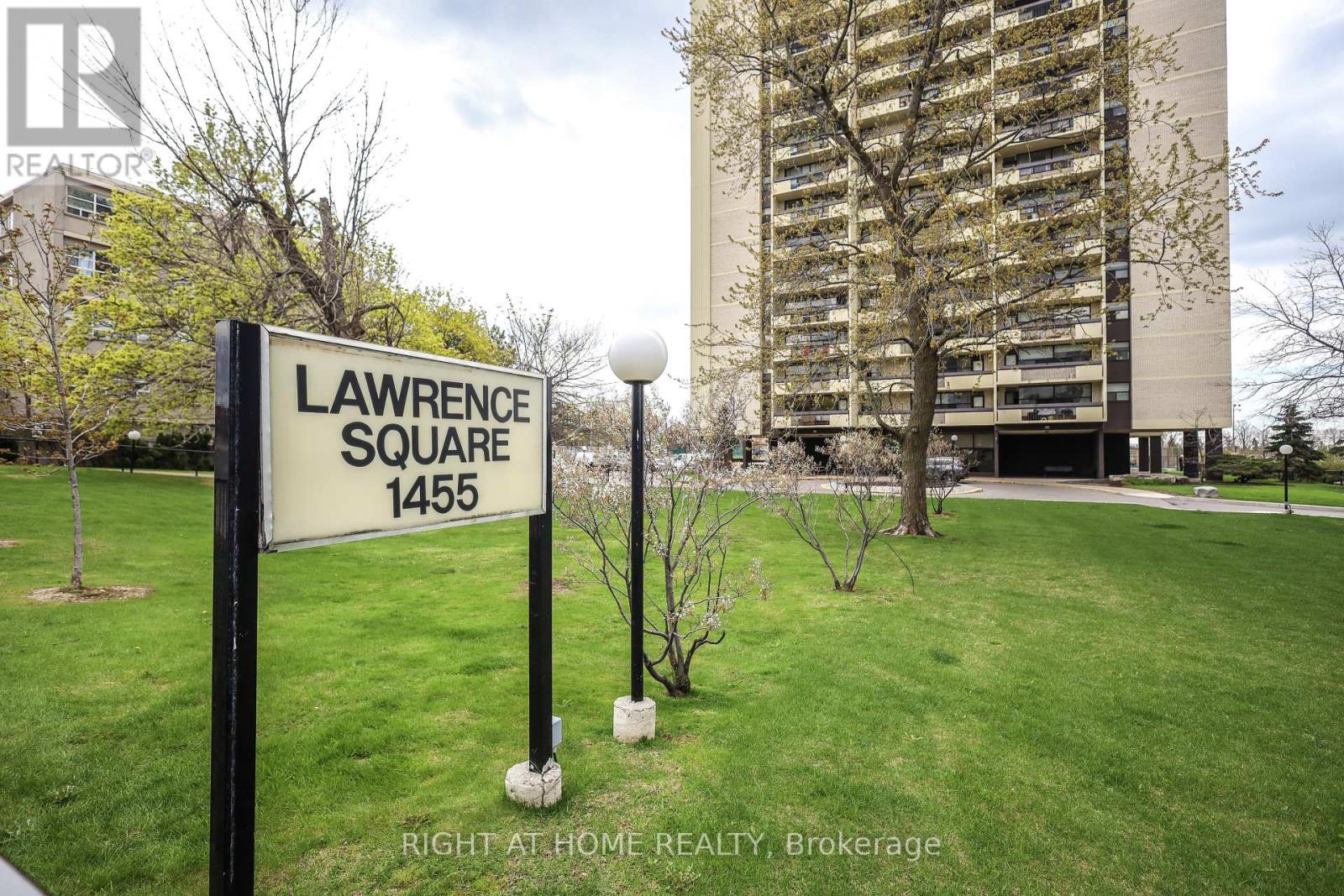 Apartment at 207 - 1455 LAWRENCE AVENUE W, Toronto (Brookhaven-Amesbury)