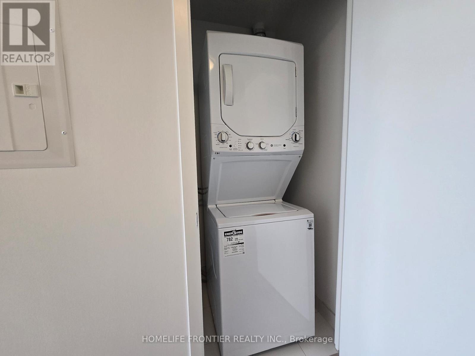 Apartment at 822 - 285 DUFFERIN STREET, Toronto