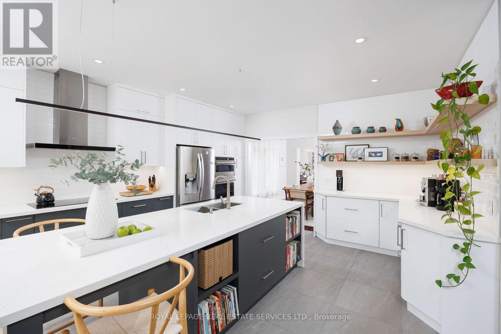 Detached at 1061 SUMMIT RIDGE DRIVE, Oakville