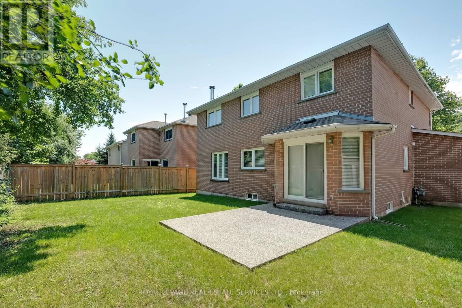 Detached at 265 MISSISSAGA STREET, Oakville