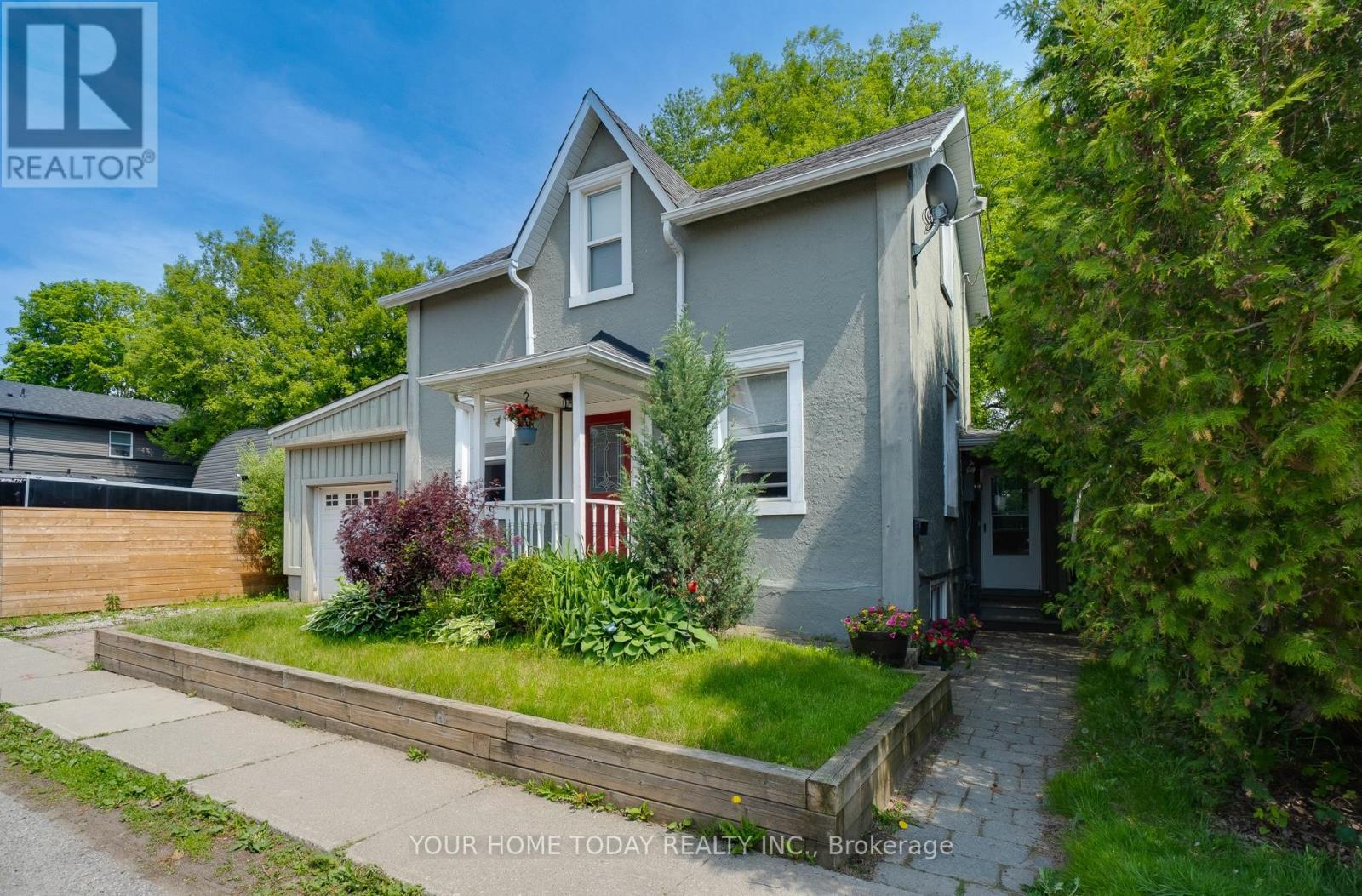 Detached at 10 KNOX STREET, Halton Hills (AC Acton)