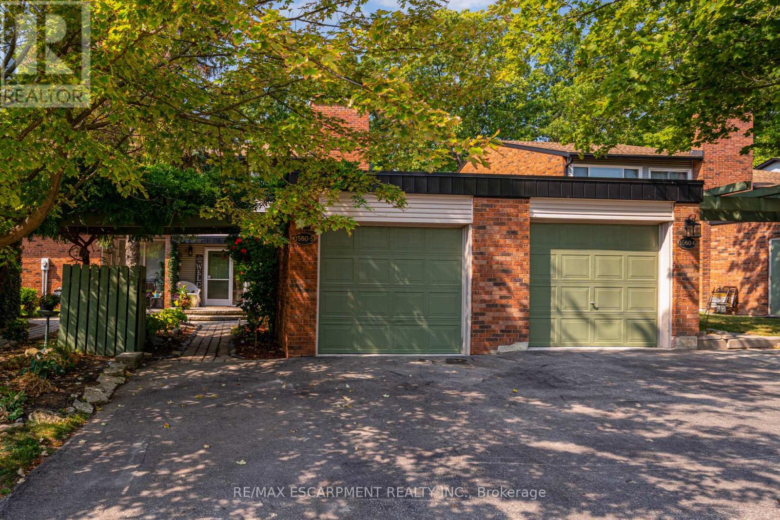 Townhouse at 5 - 1560 KERNS ROAD, Burlington (Tyandaga)