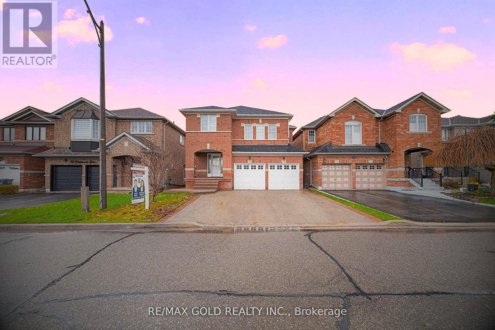 Detached at 12 LINDERWOOD DRIVE, Brampton (Fletcher's Meadow)