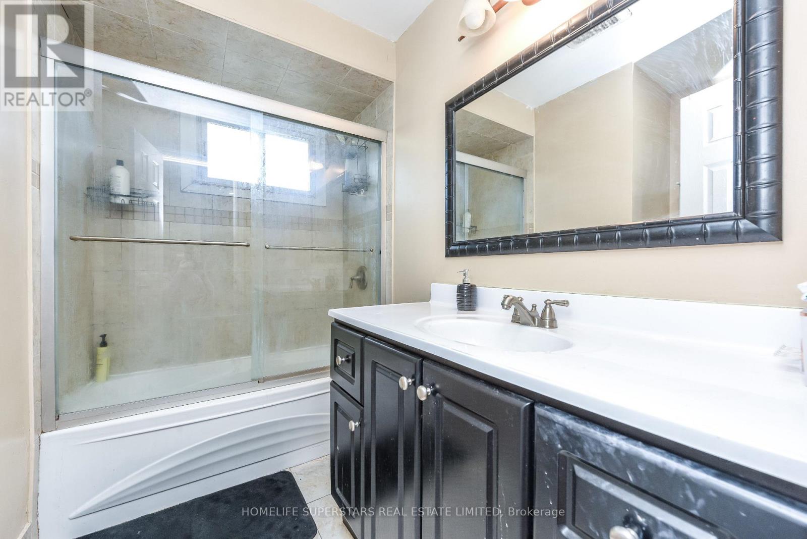 Semi-Detached/Link at 3280 CLARA DRIVE, Mississauga