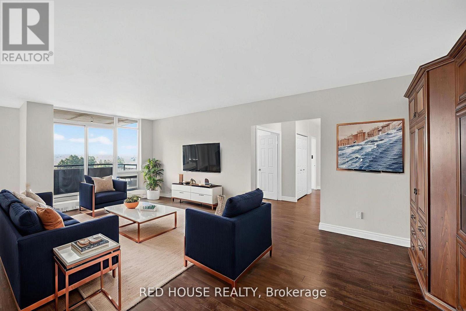 Apartment at 809 - 5250 LAKESHORE ROAD, Burlington