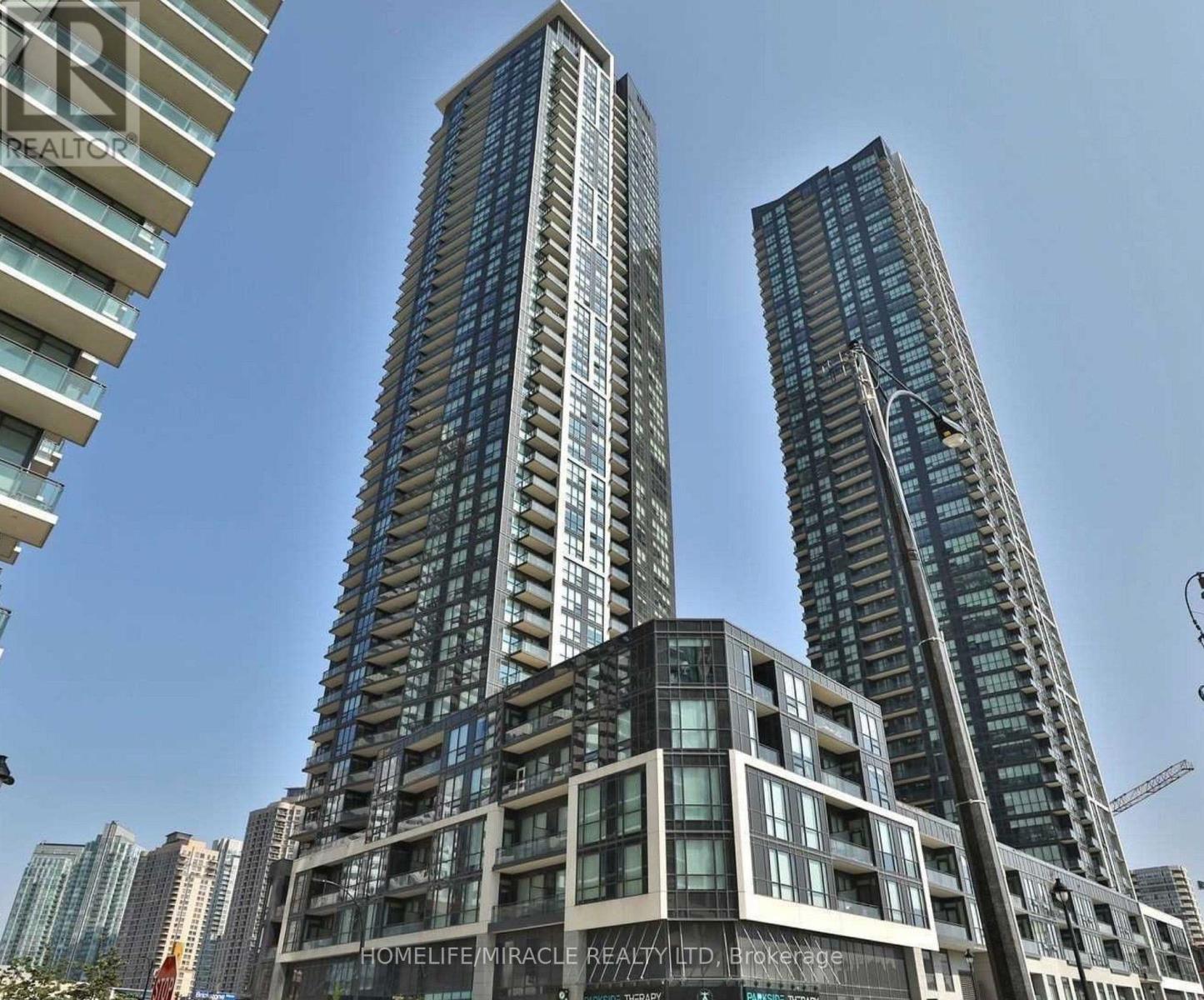 Apartment at 2106 - 510 CURRAN PLACE, Mississauga (City Centre)