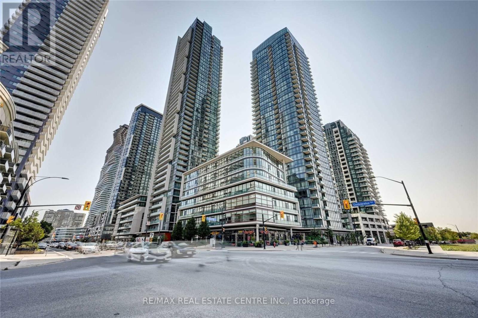Apartment at 1008 - 4070 CONFEDERATION PARKWAY, Mississauga (City Centre)
