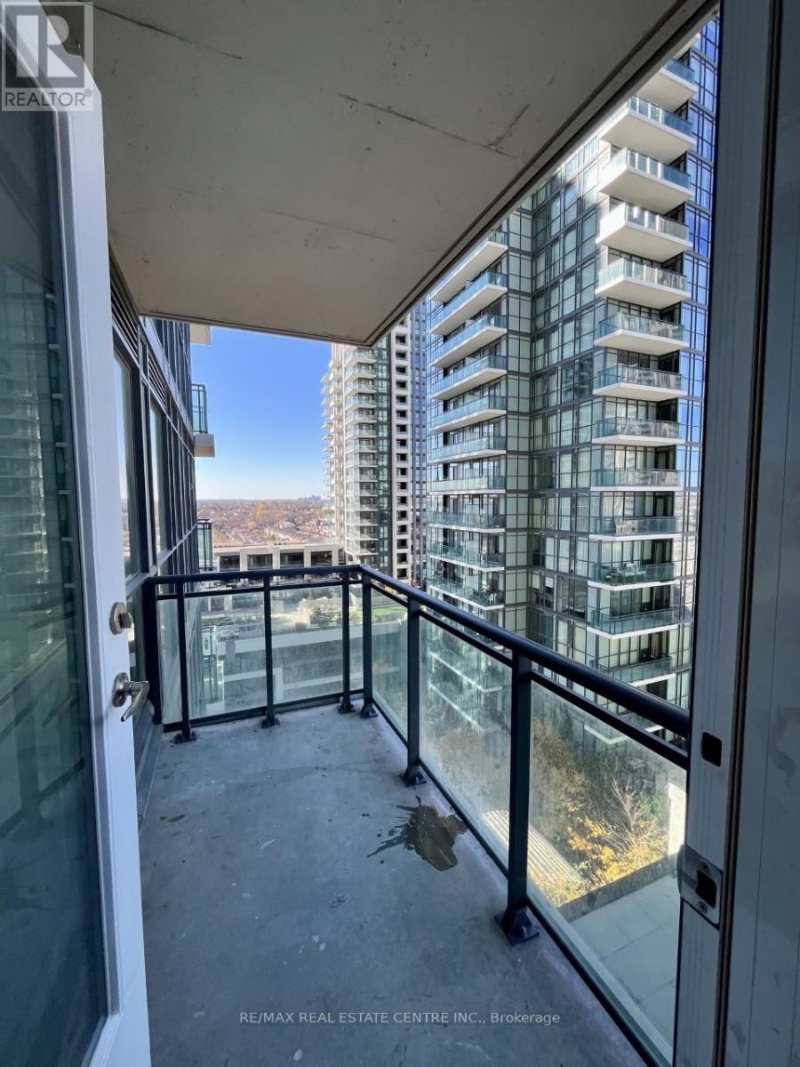 Apartment at 1008 - 4070 CONFEDERATION PARKWAY, Mississauga