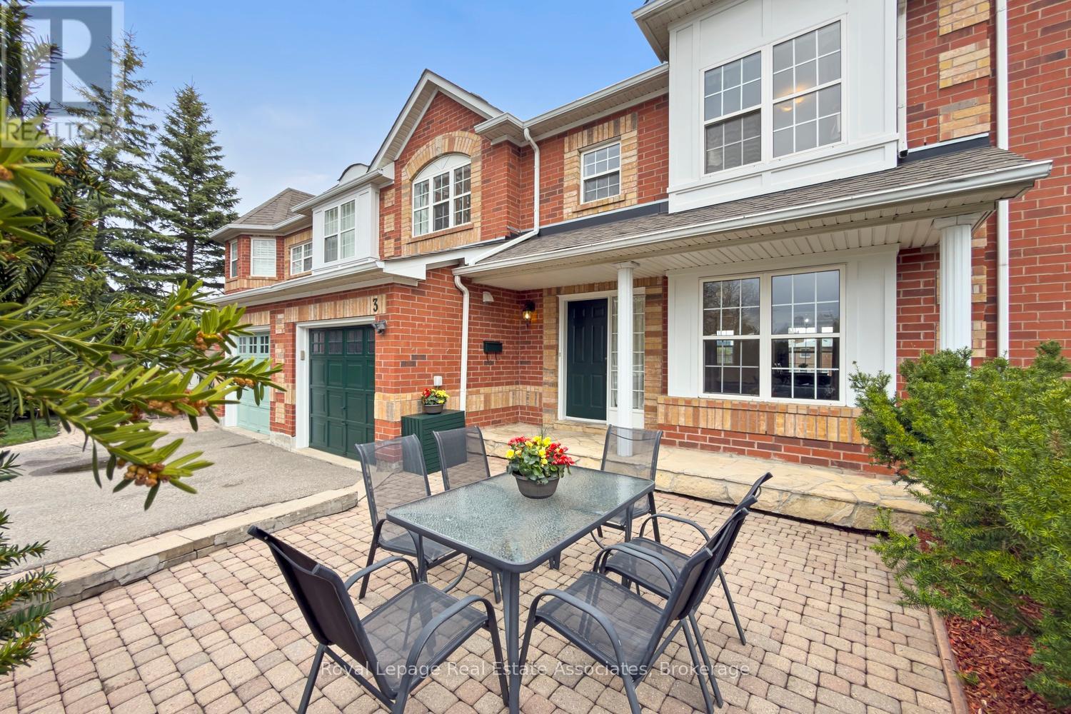 Townhouse at 3 - 199 HILLCREST AVENUE, Mississauga (Cooksville)