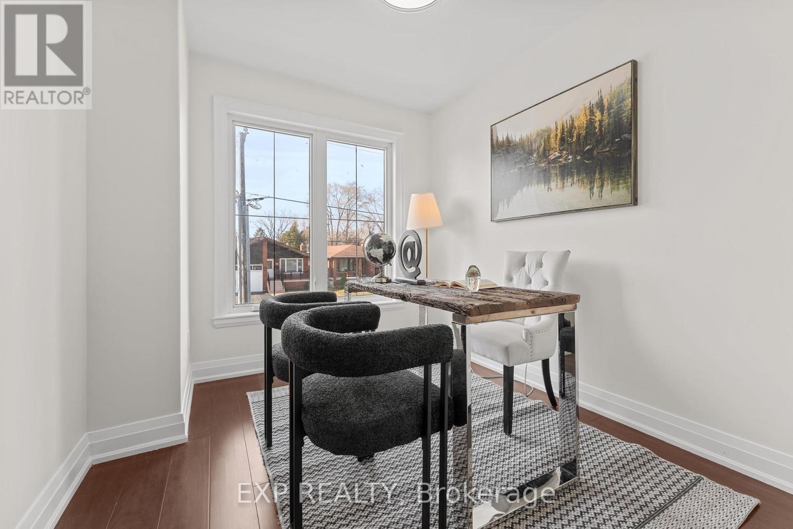 Semi-Detached/Link at 17 HARRISON AVENUE, Mississauga