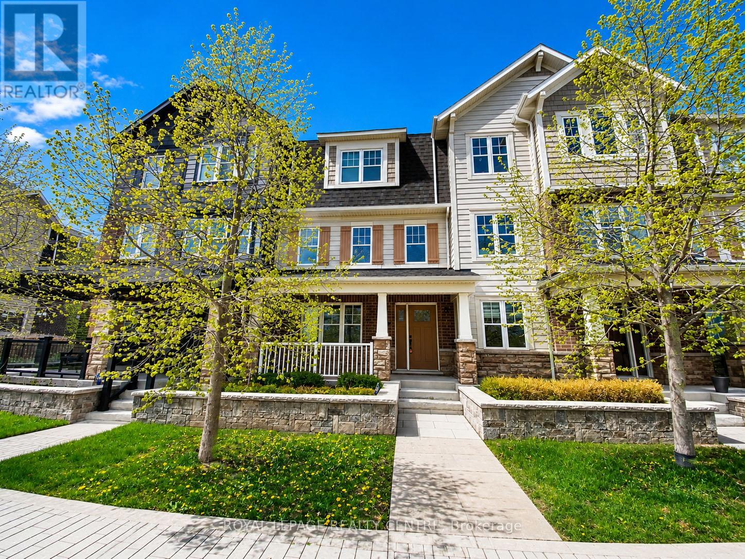 Townhouse at 34 - 3002 PRESERVE DRIVE, Oakville (GO Glenorchy)