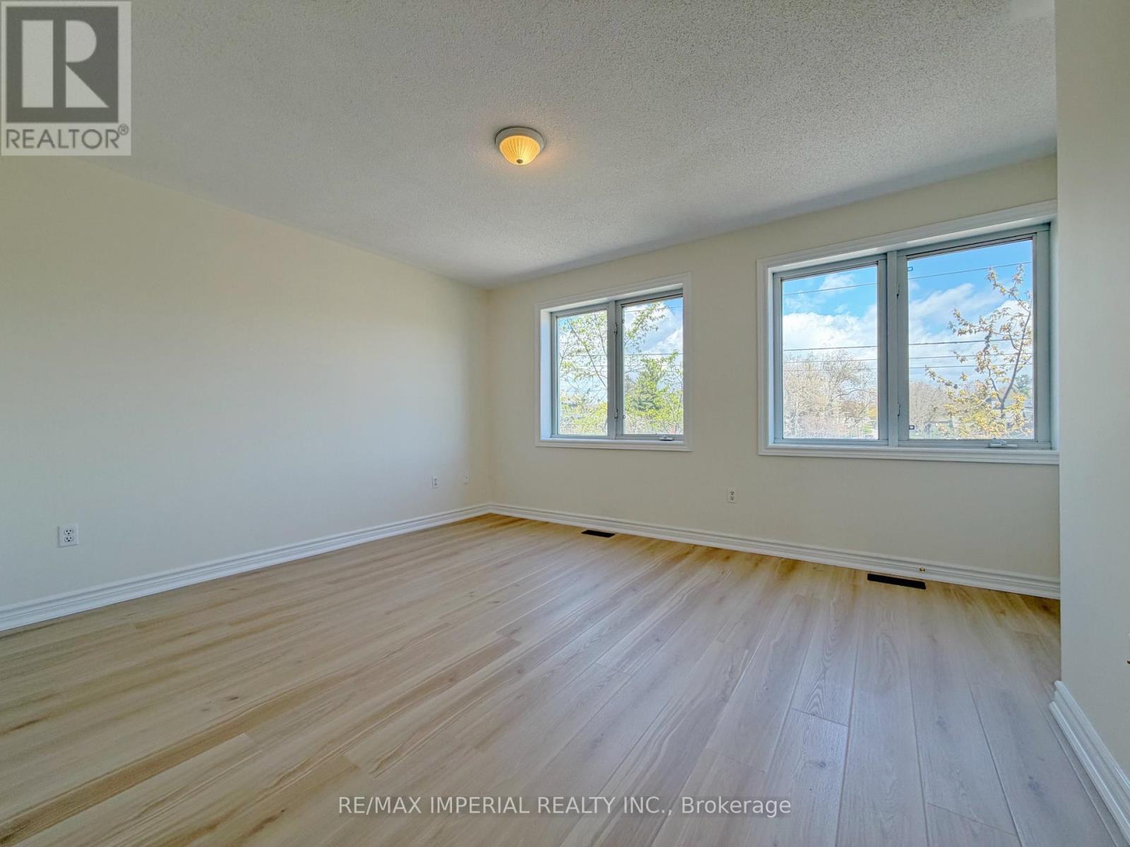 Townhouse at 623-623A THE QUEENSWAY, Toronto