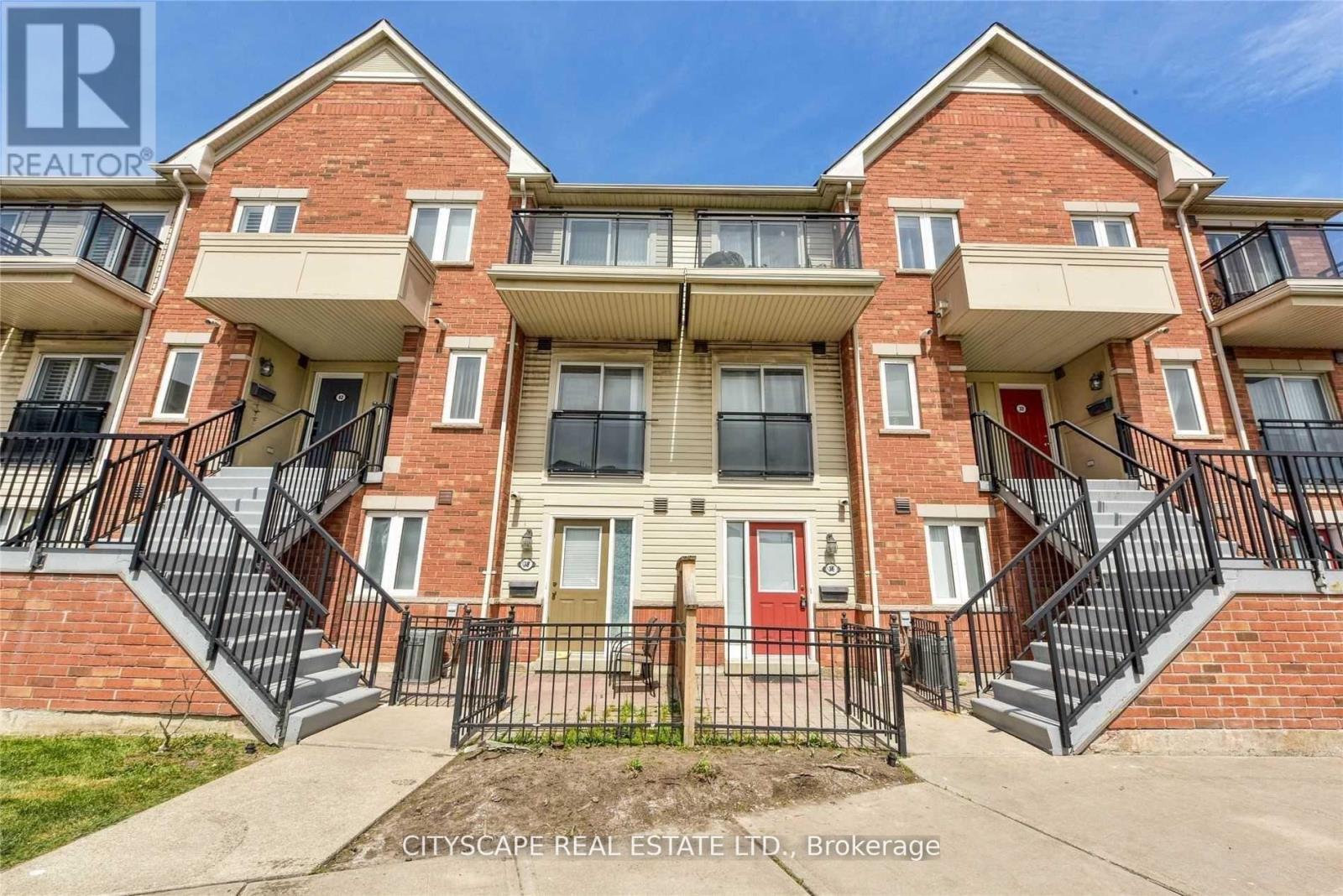 Townhouse at 36 - 4620 GUILDWOOD WAY, Mississauga (Hurontario)