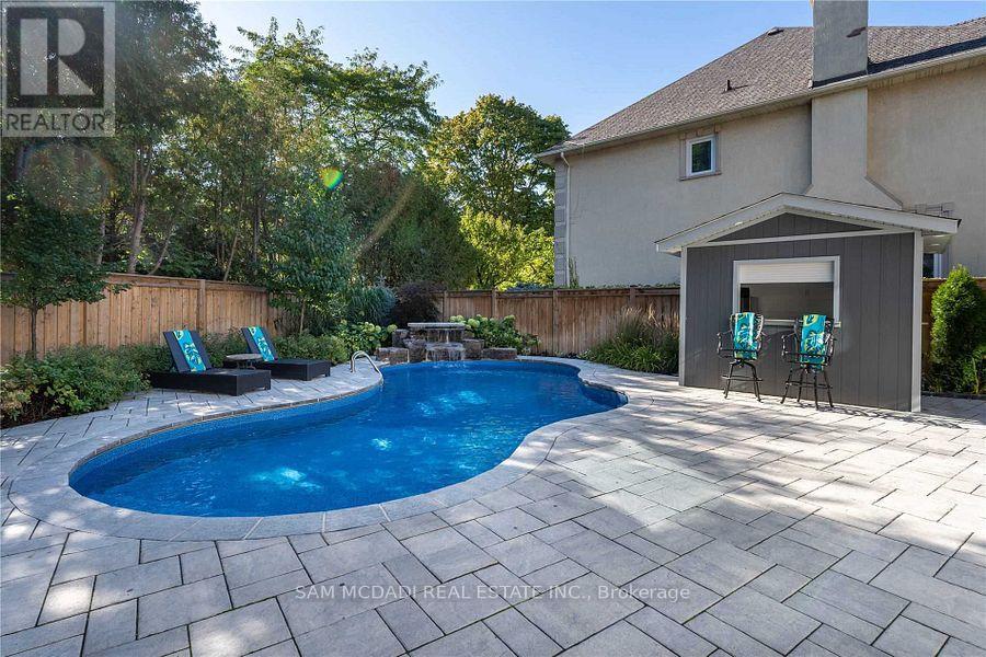 Detached at 2064 ALMIRA COURT, Mississauga
