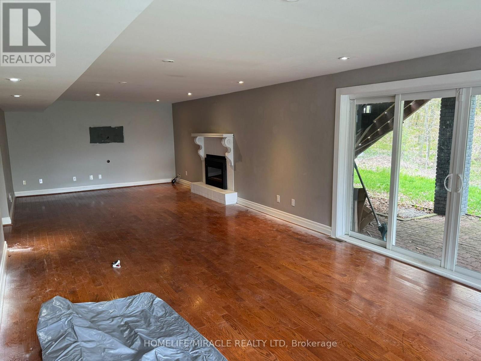 Detached at 17 KEILY CRESCENT, Caledon