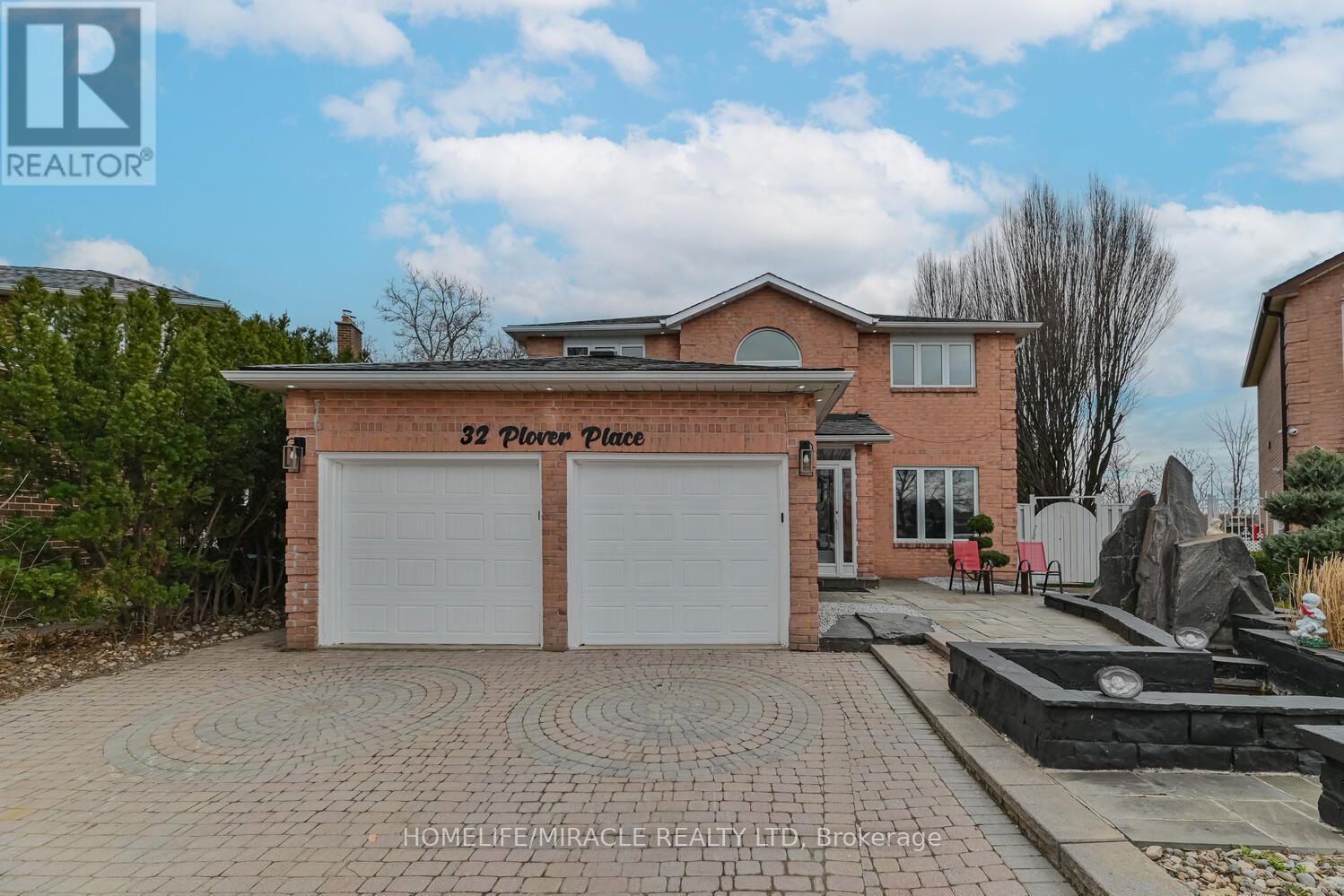 Detached at 32 PLOVER PLACE, Brampton (Fletcher's Creek South)