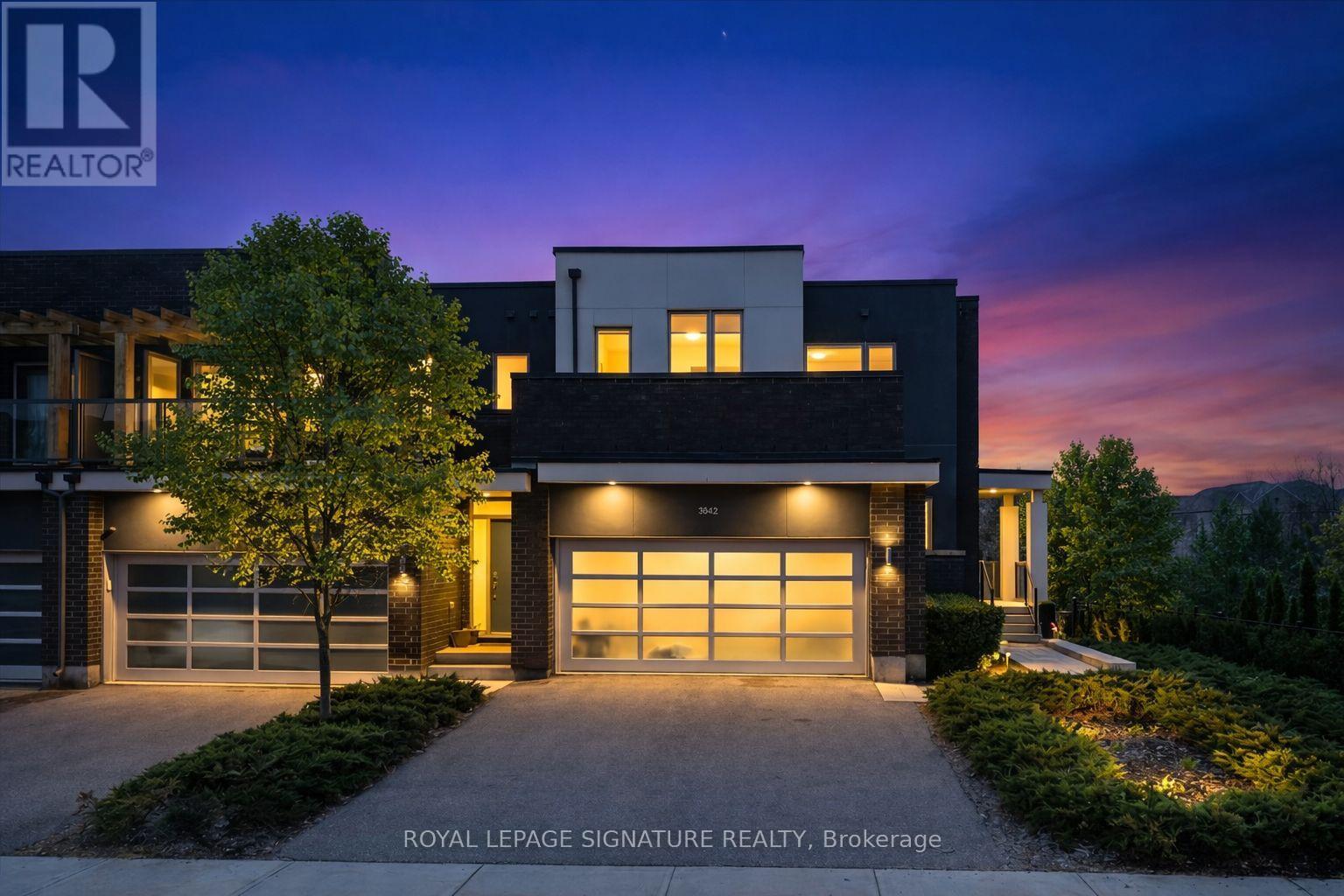 Townhouse at 19 - 3042 CREEKSHORE COMMON, Oakville (GO Glenorchy)