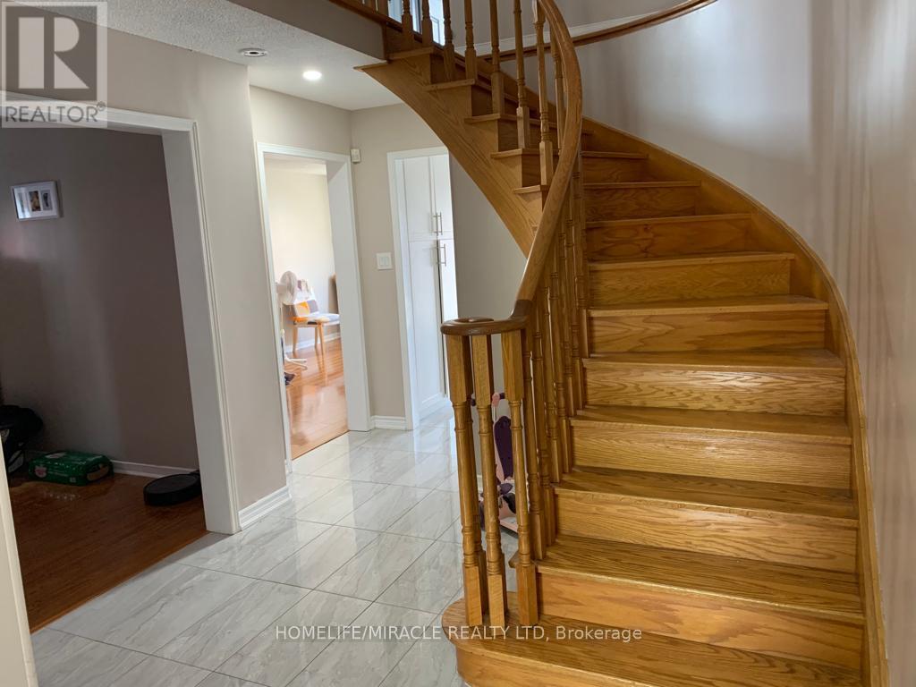 Detached at 108 MICHIGAN AVENUE, Brampton (Fletcher's Creek South)