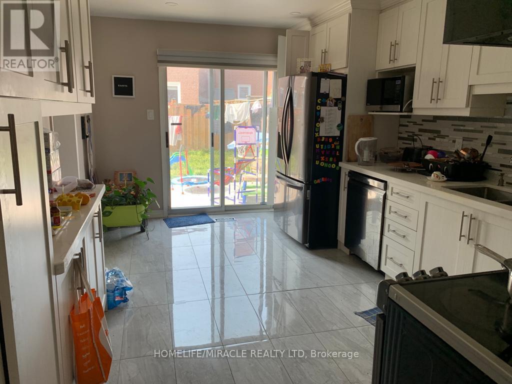 Detached at 108 MICHIGAN AVENUE, Brampton