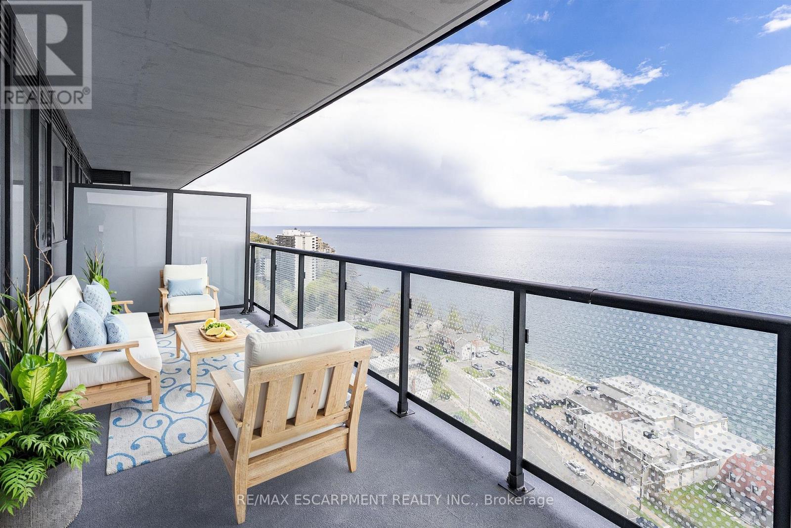 Apartment at 1707 - 2075 LAKESHORE ROAD, Burlington (Brant)