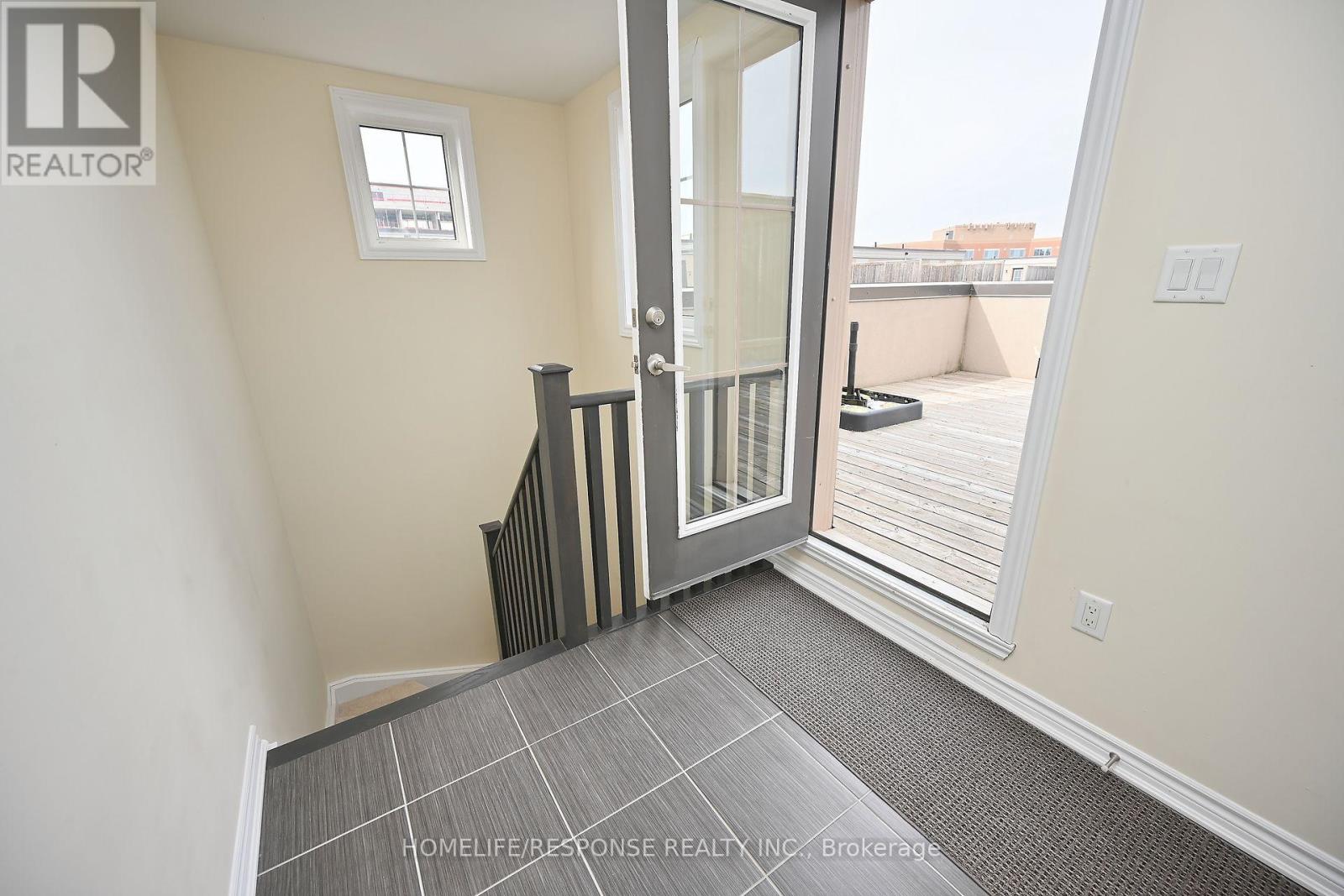 Townhouse at 103 - 2441 GREENWICH DRIVE, Oakville