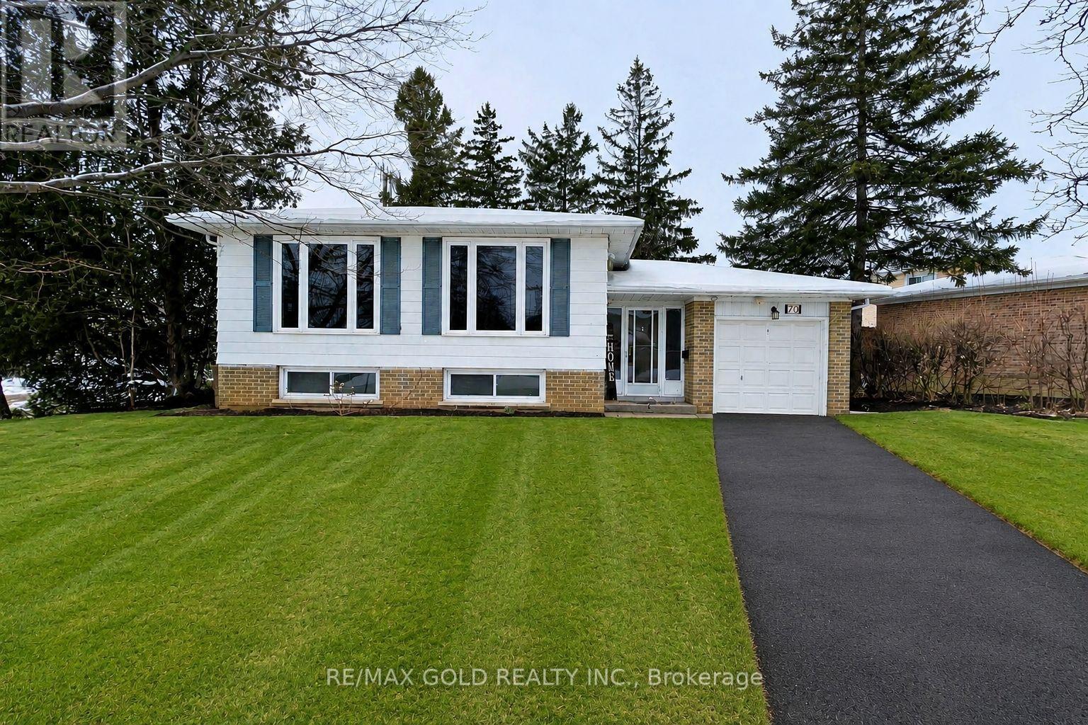 Detached at 70 GREYSTONE CRESCENT, Halton Hills (Georgetown)