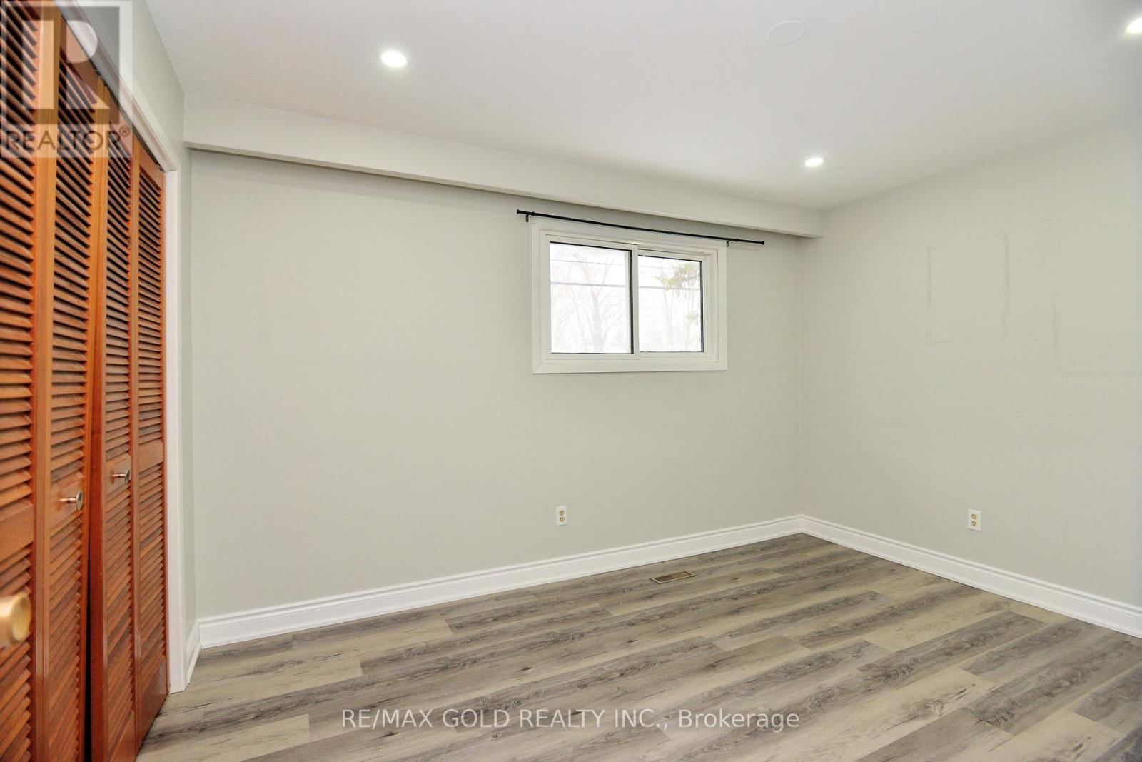 Detached at 70 GREYSTONE CRESCENT, Halton Hills