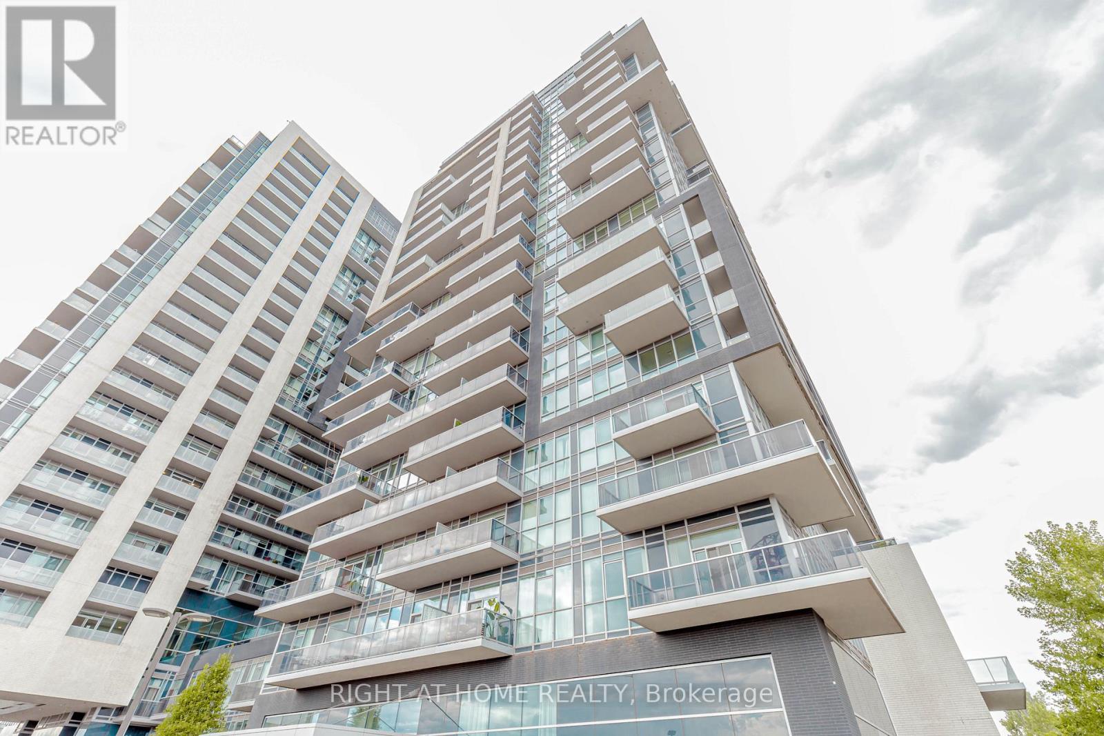 Apartment at 709 - 2093 FAIRVIEW STREET, Burlington (Freeman)