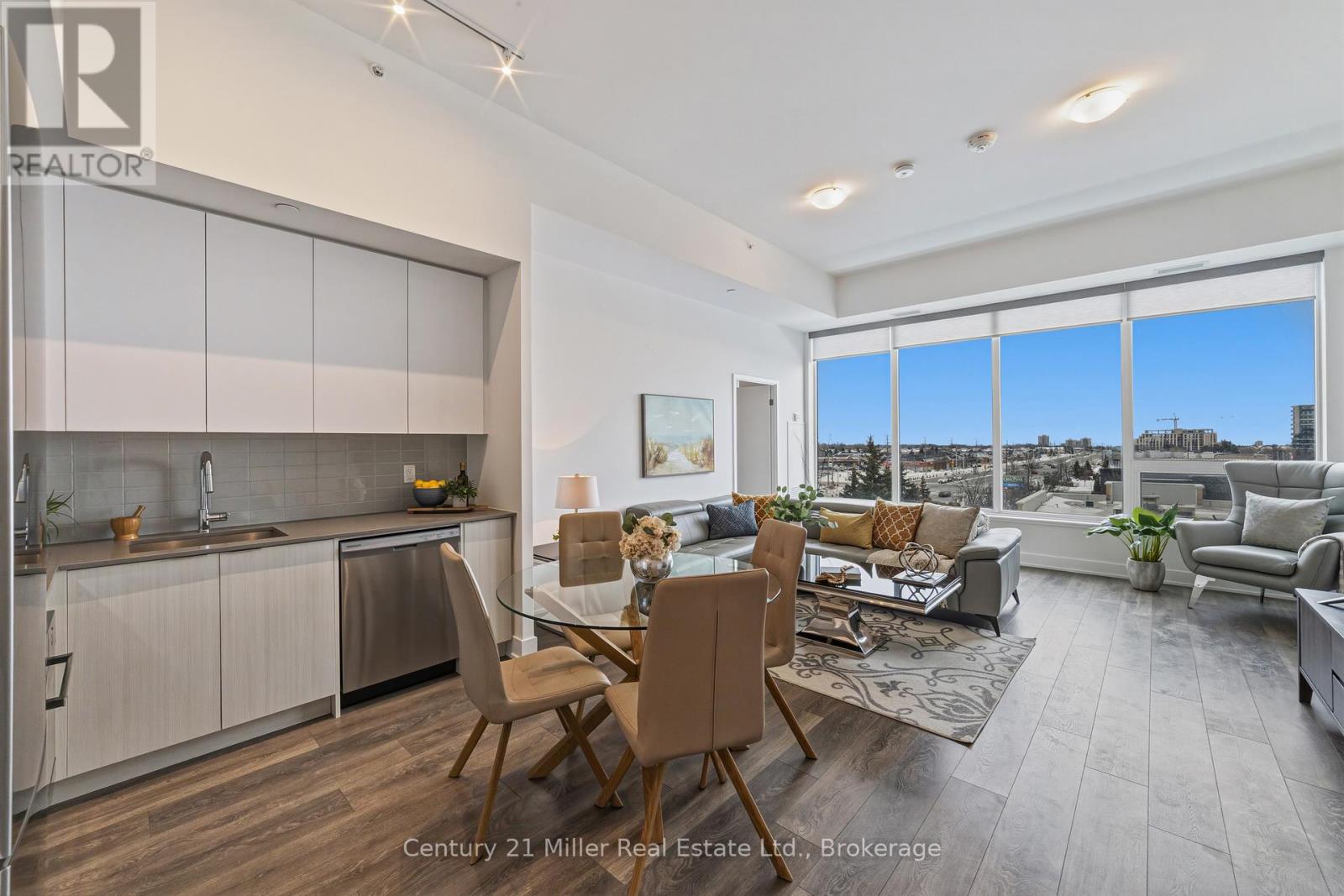 Apartment at 320 - 297 OAK WALK DRIVE, Oakville