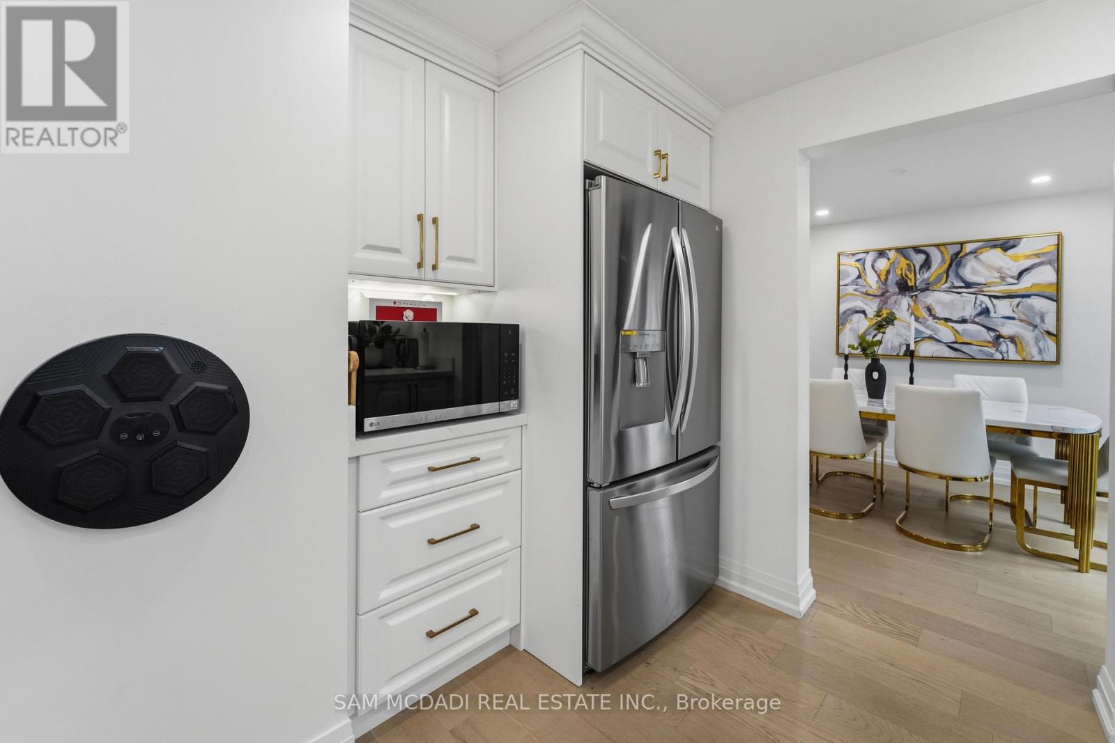 Detached at 2290 DEVON ROAD, Oakville