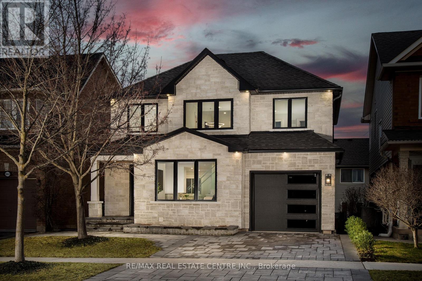 Detached at 5940 BLUE SPRUCE AVENUE, Burlington (Orchard)