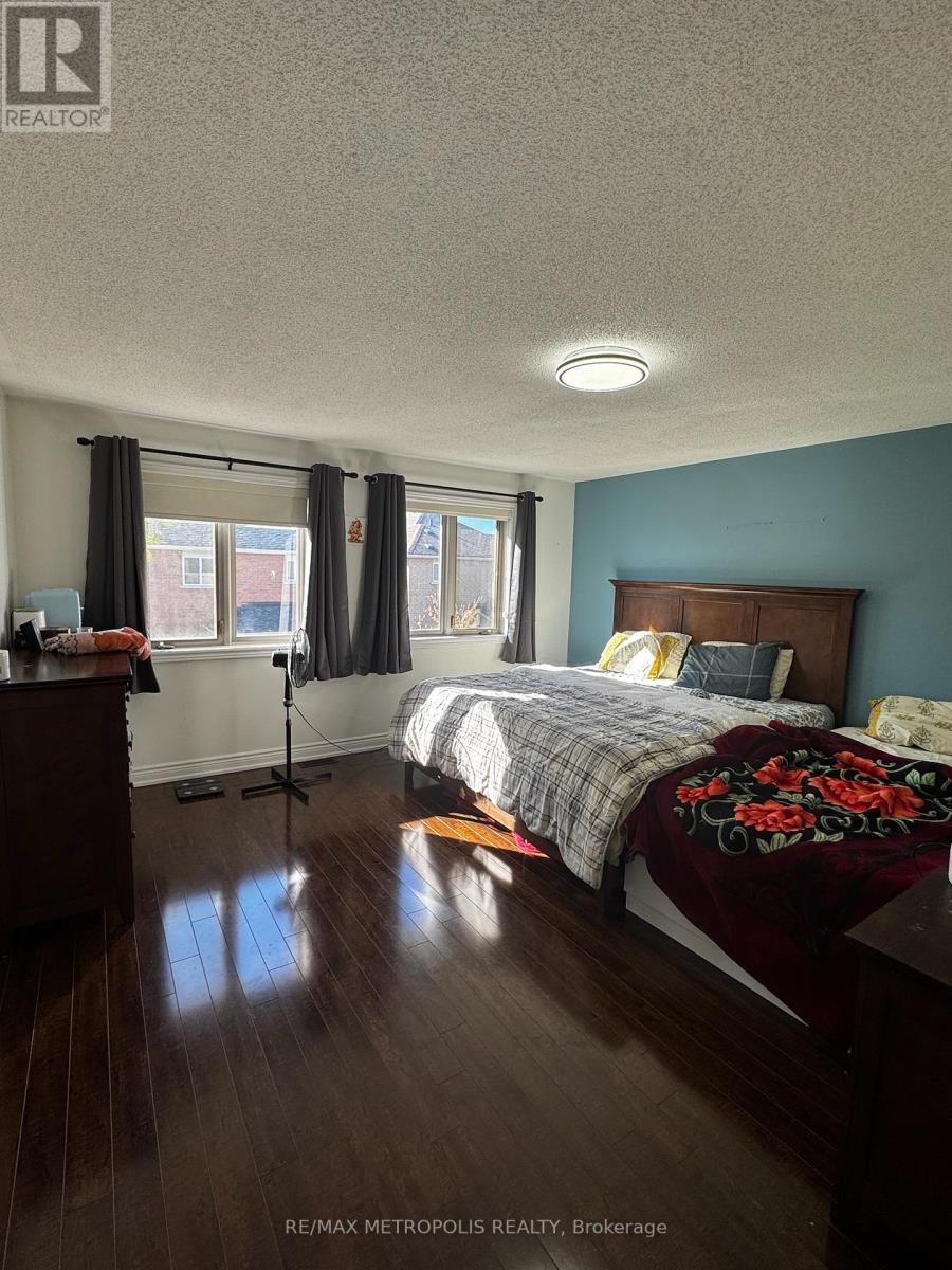Semi-Detached/Link at MAIN - 24 VICEROY CRESCENT, Brampton (Northwest Sandalwood Parkway)