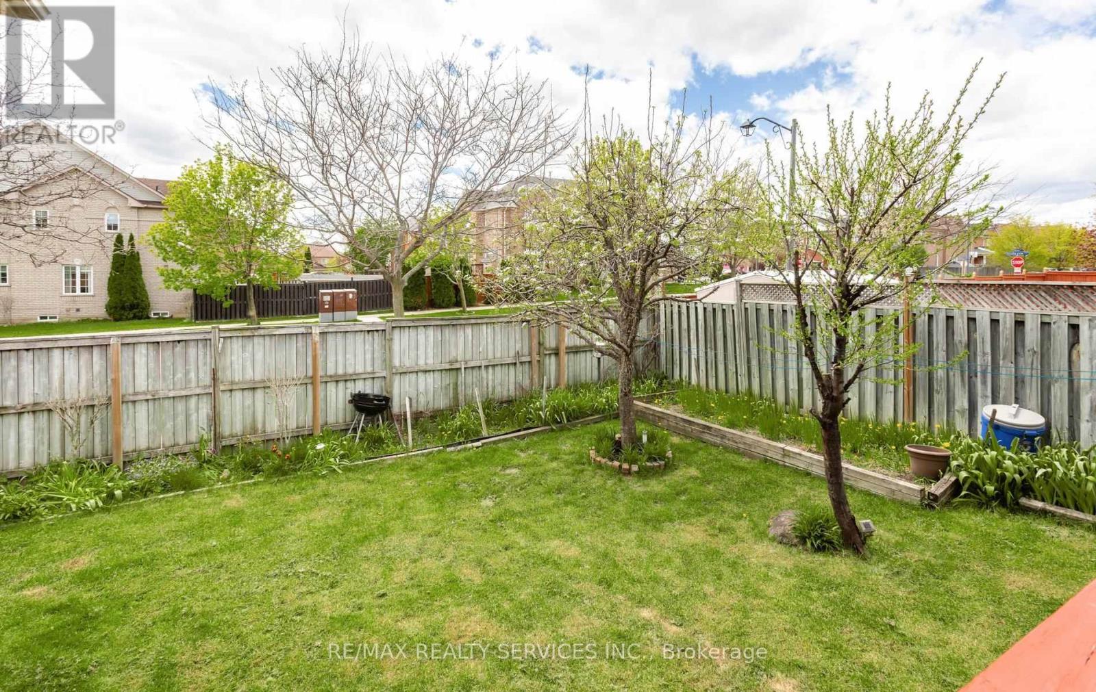 Detached at 836 AVOCADO CRESCENT, Mississauga