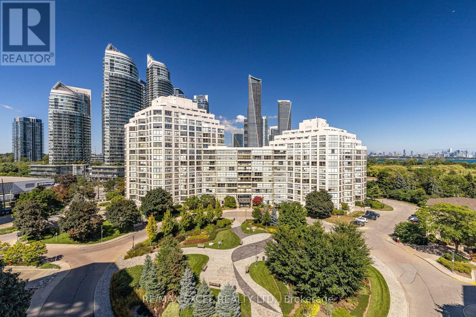 Apartment at 2105 - 2269 LAKE SHORE BOULEVARD W, Toronto (Mimico)