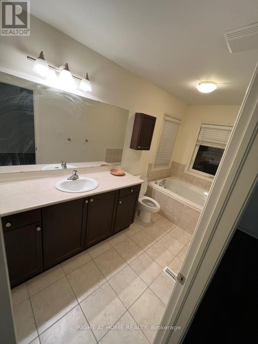 Semi-Detached/Link at UPPER - 3365 STONEY CRESCENT, Mississauga