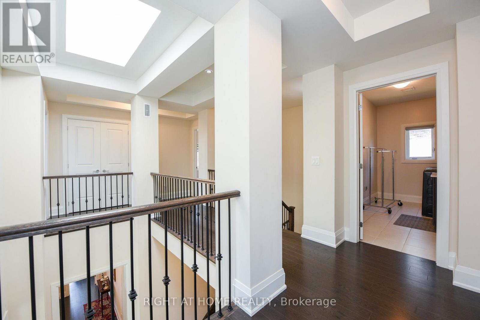 Detached at MAIN/UPPER LEVEL - 5167 SYMPHONY COURT, Mississauga